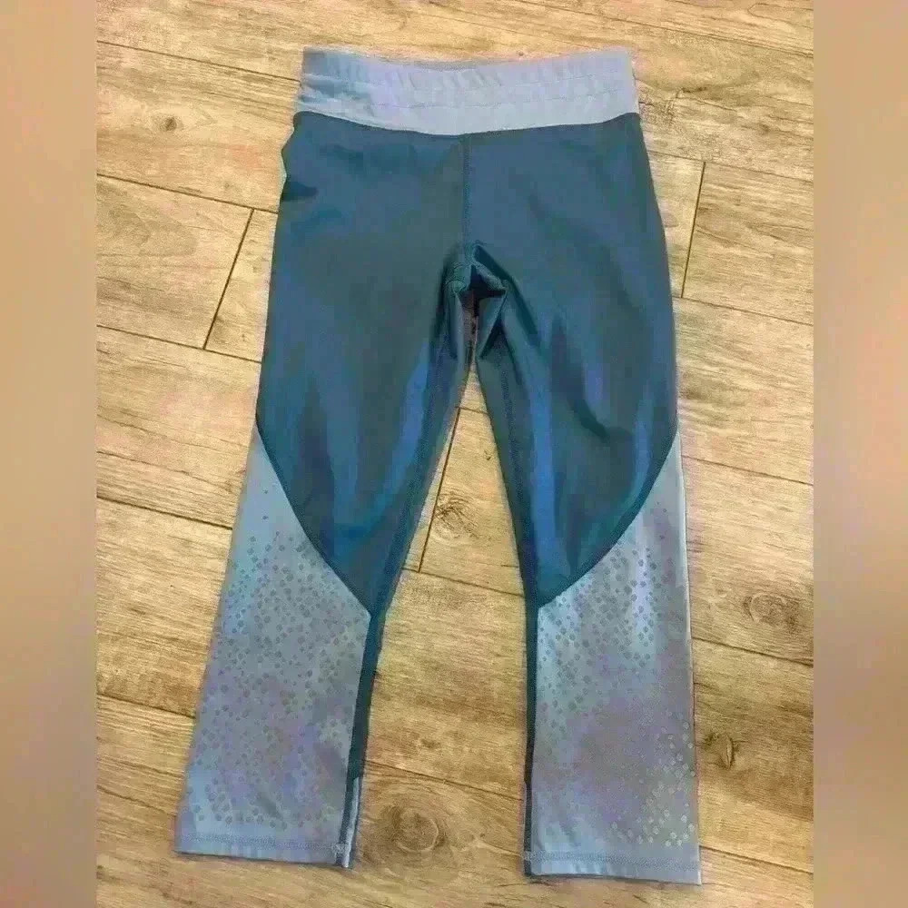 Fabletics Blue Ella Ultracool Shine Reflective Dot Mid-Rise Crop Leggings Small
